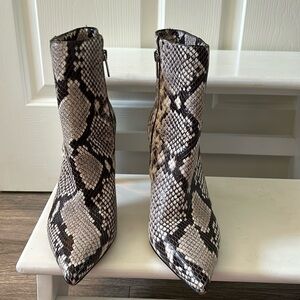 Vince Camuto boots